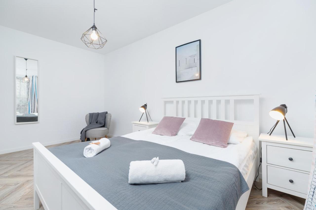Premium Apartment Ludwinowska Krakow By Noclegi Renters Bagian luar foto