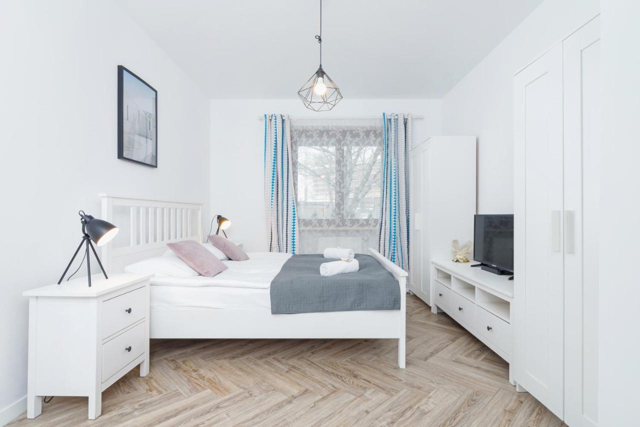 Premium Apartment Ludwinowska Krakow By Noclegi Renters Bagian luar foto
